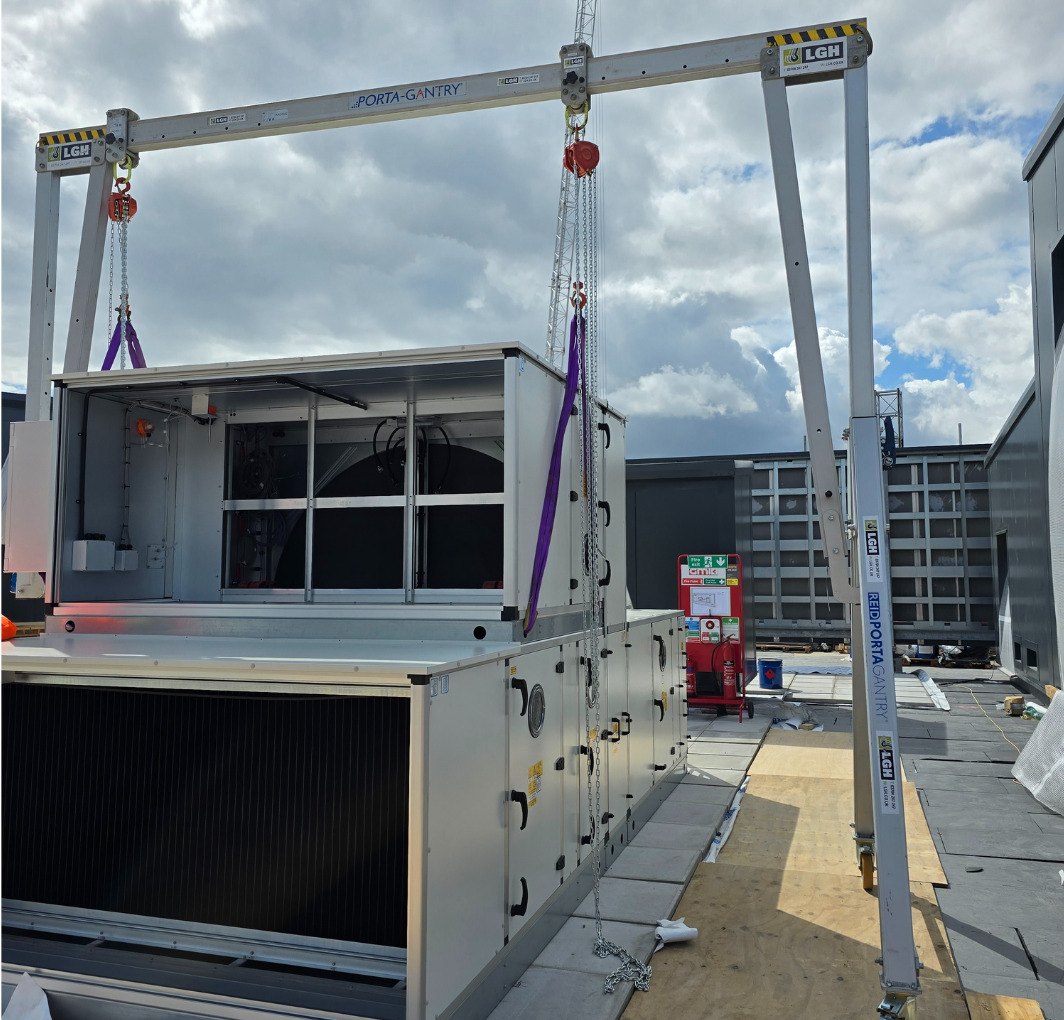 Aluminium gantry